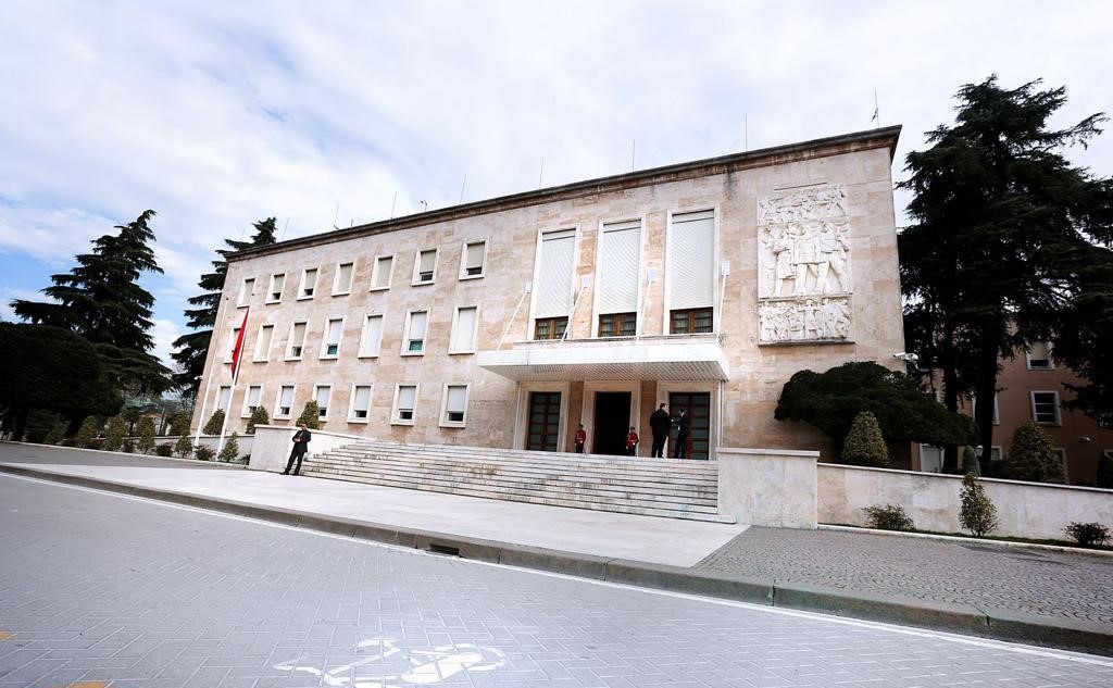 VKM: Shtese fondi 1 mld leke per institucionet e pavarura, 822 mln leke per Drejtesine